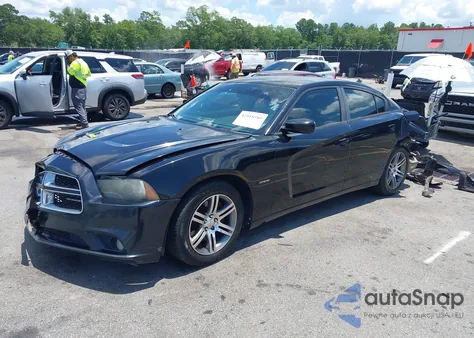 2013 Dodge Charger Police z USA, uszkodzony, nr VIN 2C3CDXAT7DH608042